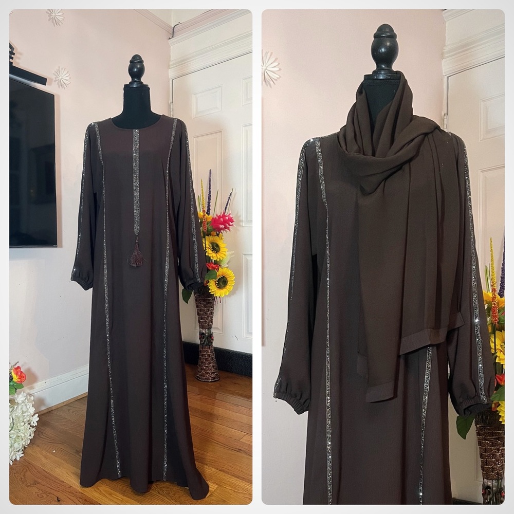 Dubai Abaya With Hijab